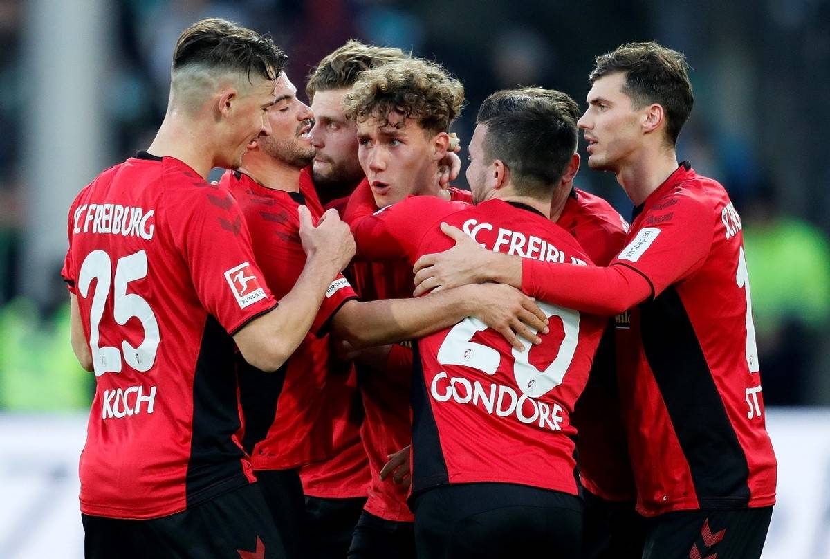 爱游戏官网入口-沃尔夫斯堡客场惨遭逆转,德甲积分岌岌可危的简单介绍