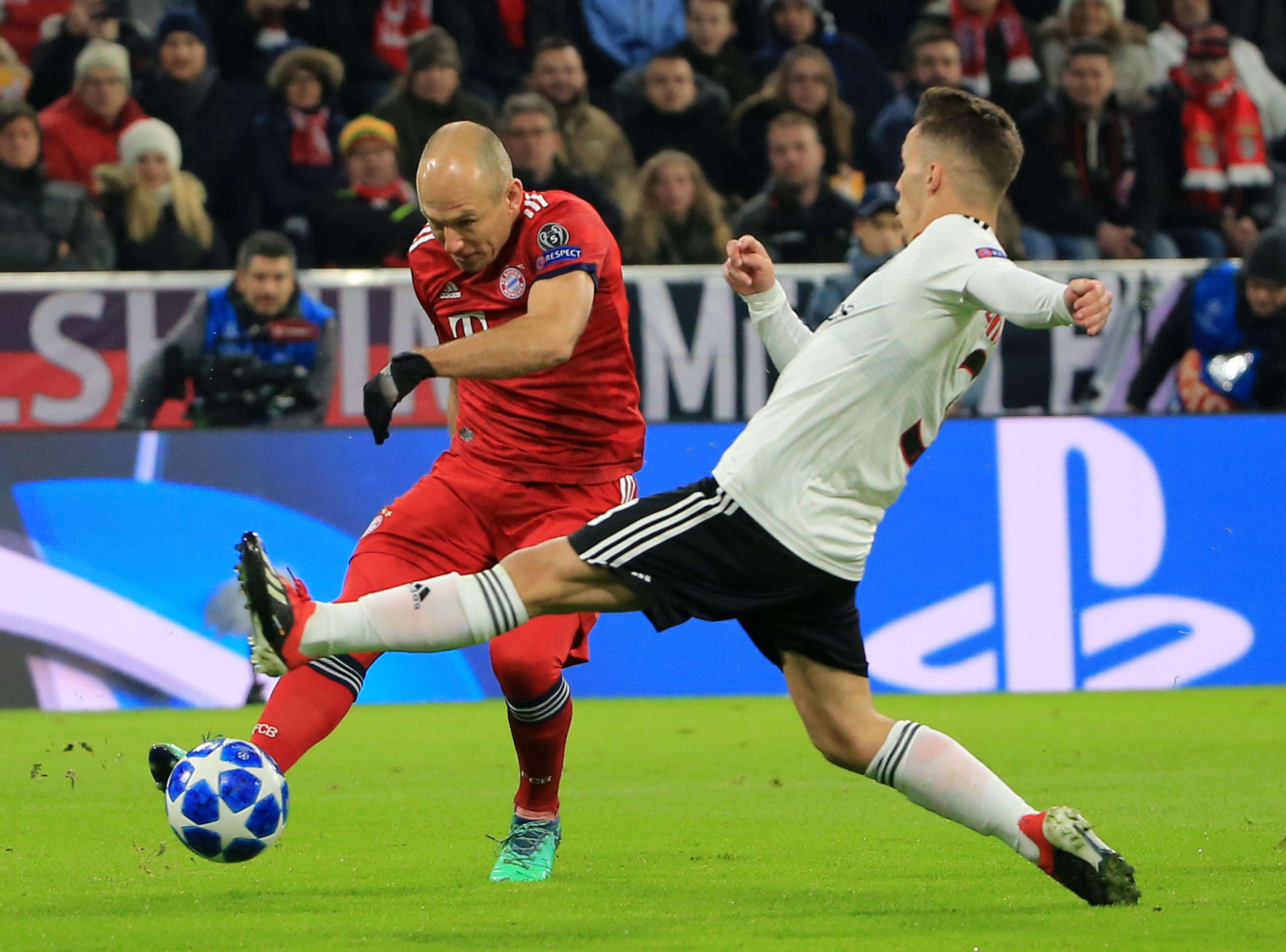 荷兰队遭遇连败，小组出线前景黯淡的简单介绍