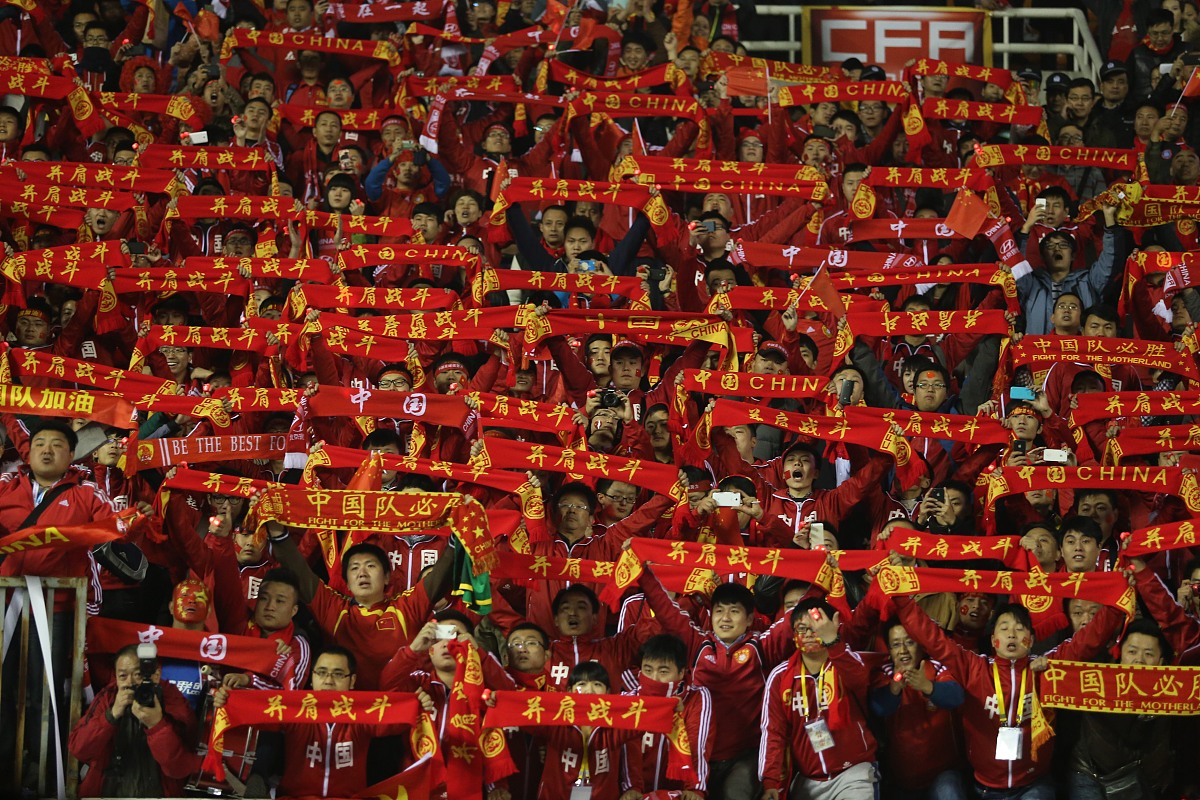 爱游戏亚洲官网-广州富力队士气高昂，夺得胜利