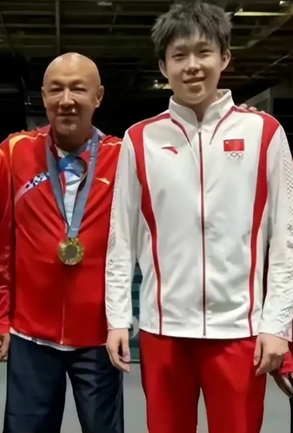 爱游戏-关于想念端口场内硝烟诸强对决备战更加拼搏的信息