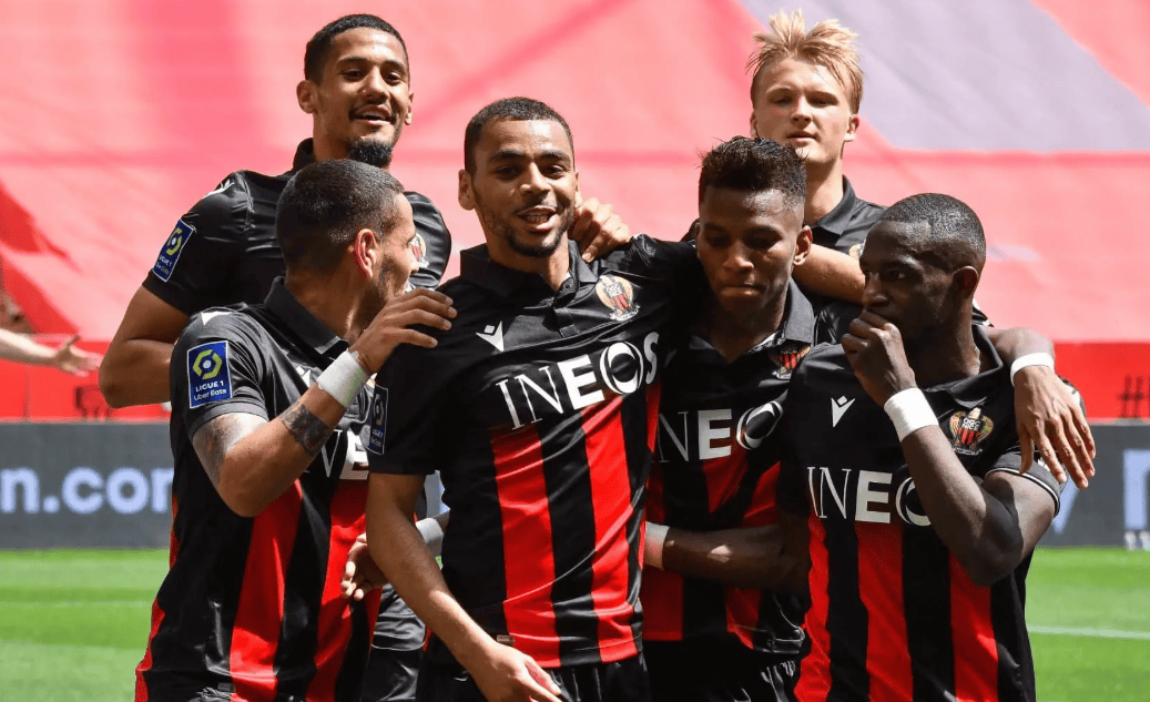 爱游戏在线-巴黎圣日耳曼遇南特,全力提升排名