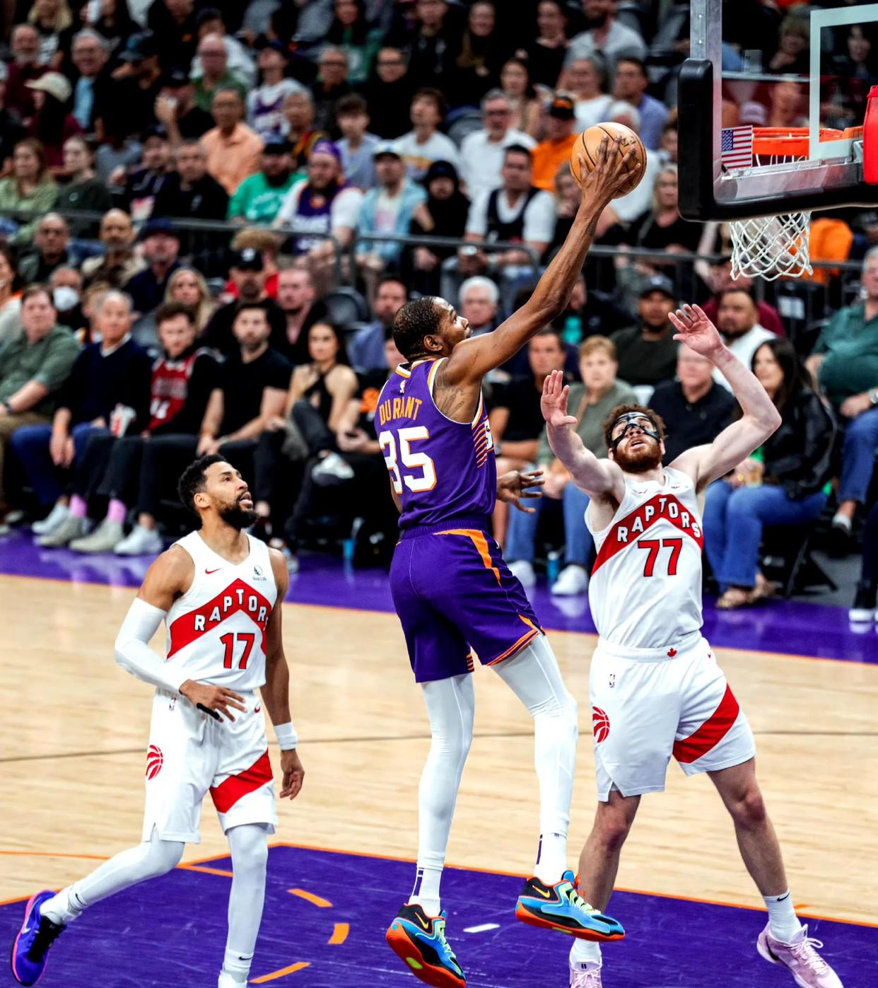 爱游戏在线登录-猛龙战火箭,安诺比命中致胜三分球带走比赛的简单介绍