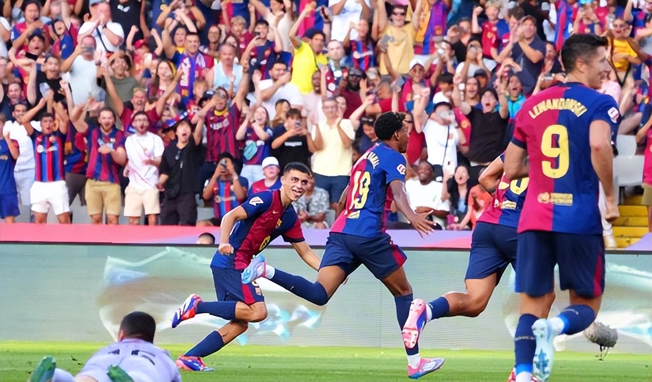 爱游戏app-巴萨核心因伤离场,球队进攻受限的简单介绍