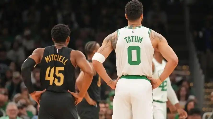 爱游戏官网-包含东部王牌之争,雄鹿与凯尔特人下场决战的词条