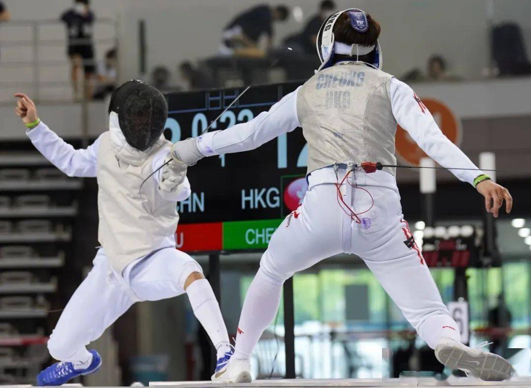 包含黎巴嫩击剑选手展现幽默一面的词条