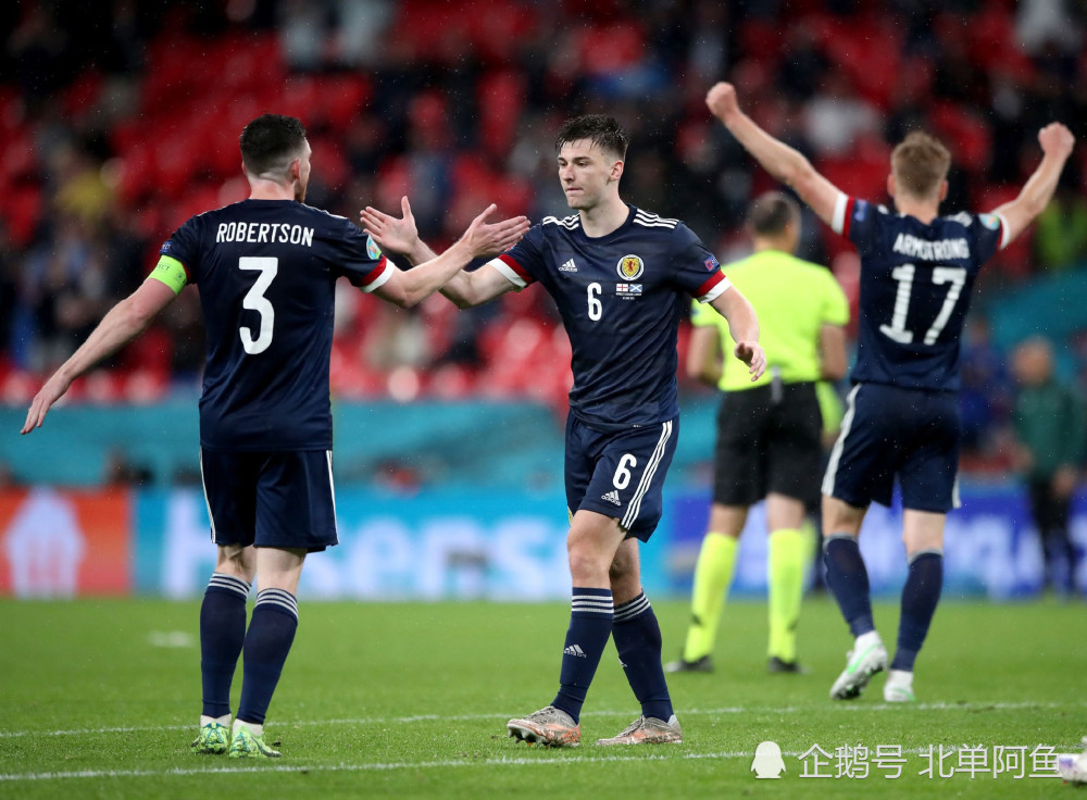 爱游戏-包含克罗地亚逼平苏格兰,小组出线形势未明的词条